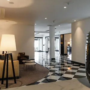 Hotell Le Bois De, Brygge