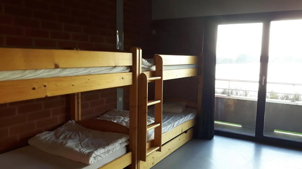 Hostel Domein Aan De Plas Bruggy 0*,